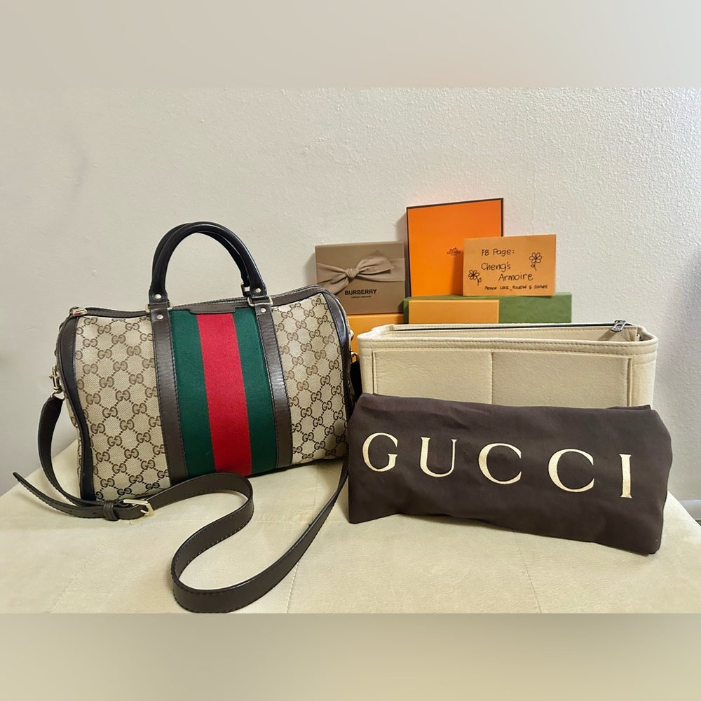 Boston bag with Sling with dustbag and free bag organizer